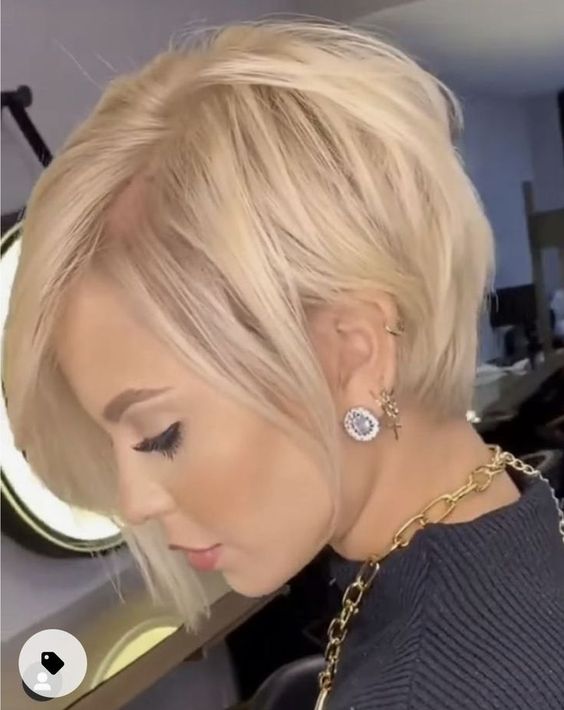 short haircut for older women