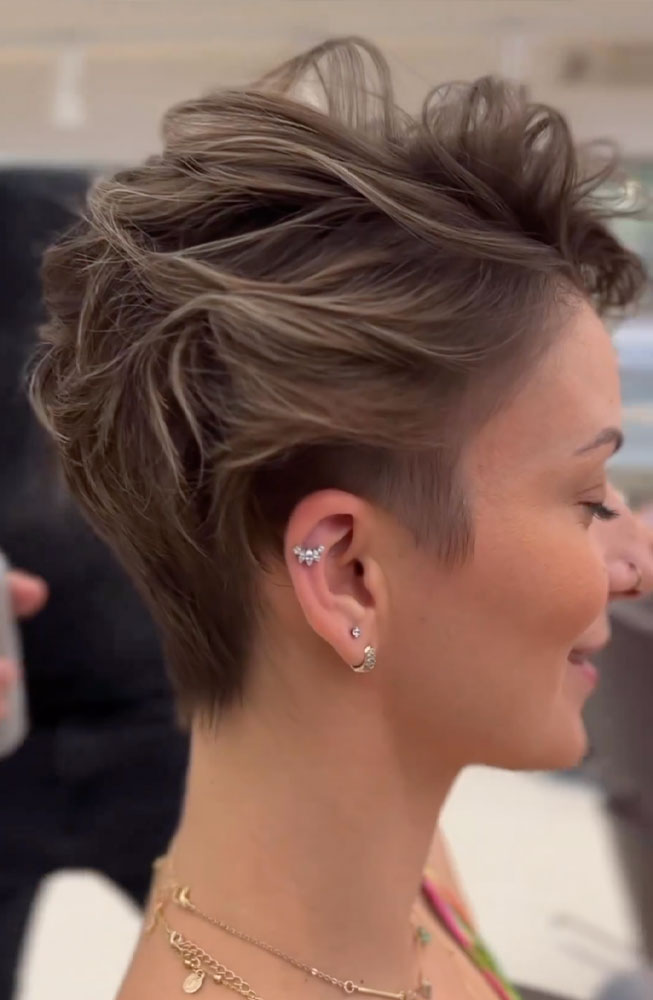 haircut stories, tiktok hair, scene hair, hair clinic, hair restoration, hairlosstalk, hair clinic near me, hair loss treatment, hair transplant near me, prom hairstyles,