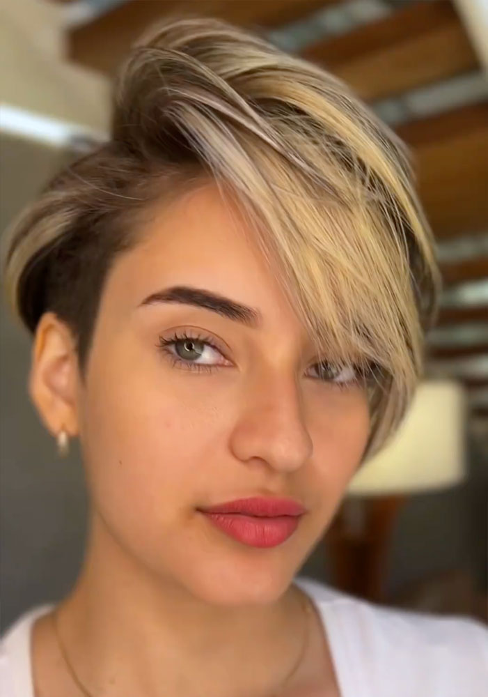 haircut stories, tiktok hair, scene hair, hair clinic, hair restoration, hairlosstalk, hair clinic near me, hair loss treatment, hair transplant near me, prom hairstyles,