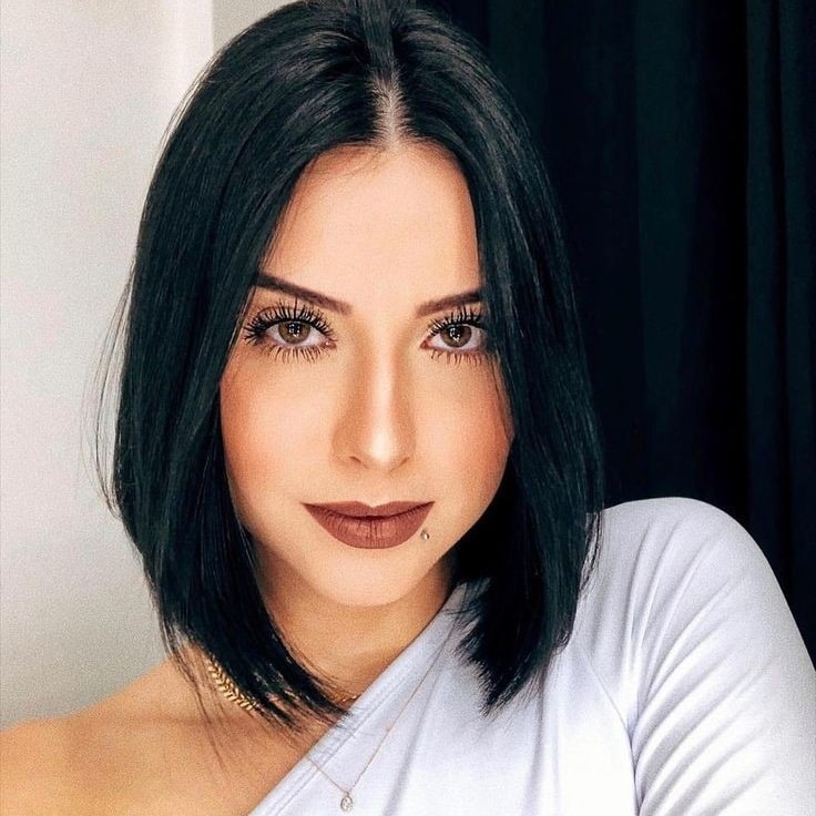 Inverted bob hairstyle, Classic inverted bob, Angled bob haircut, Inverted bob for different hair types, Inverted bob face shape compatibility, Customizable inverted bob length, Textured inverted bob, Inverted bob hair color inspiration, Inverted bob transformation,