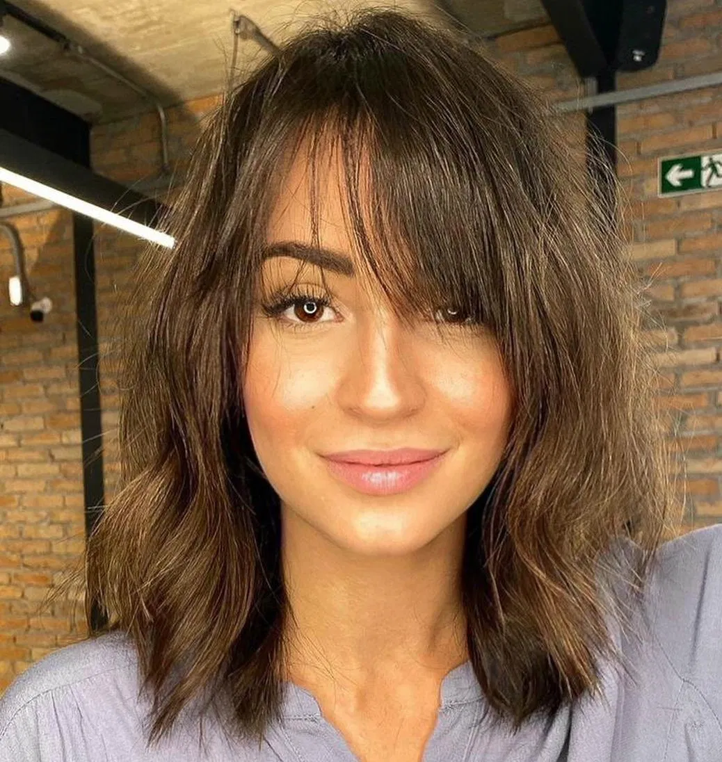 medium length hairstyle