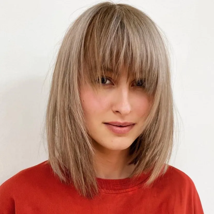 medium length hairstyle