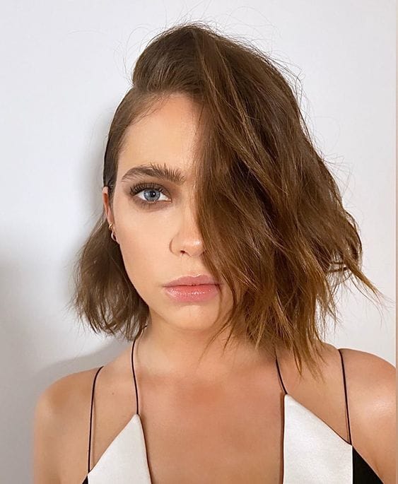 blurred bob, bob haircut, bob cut,