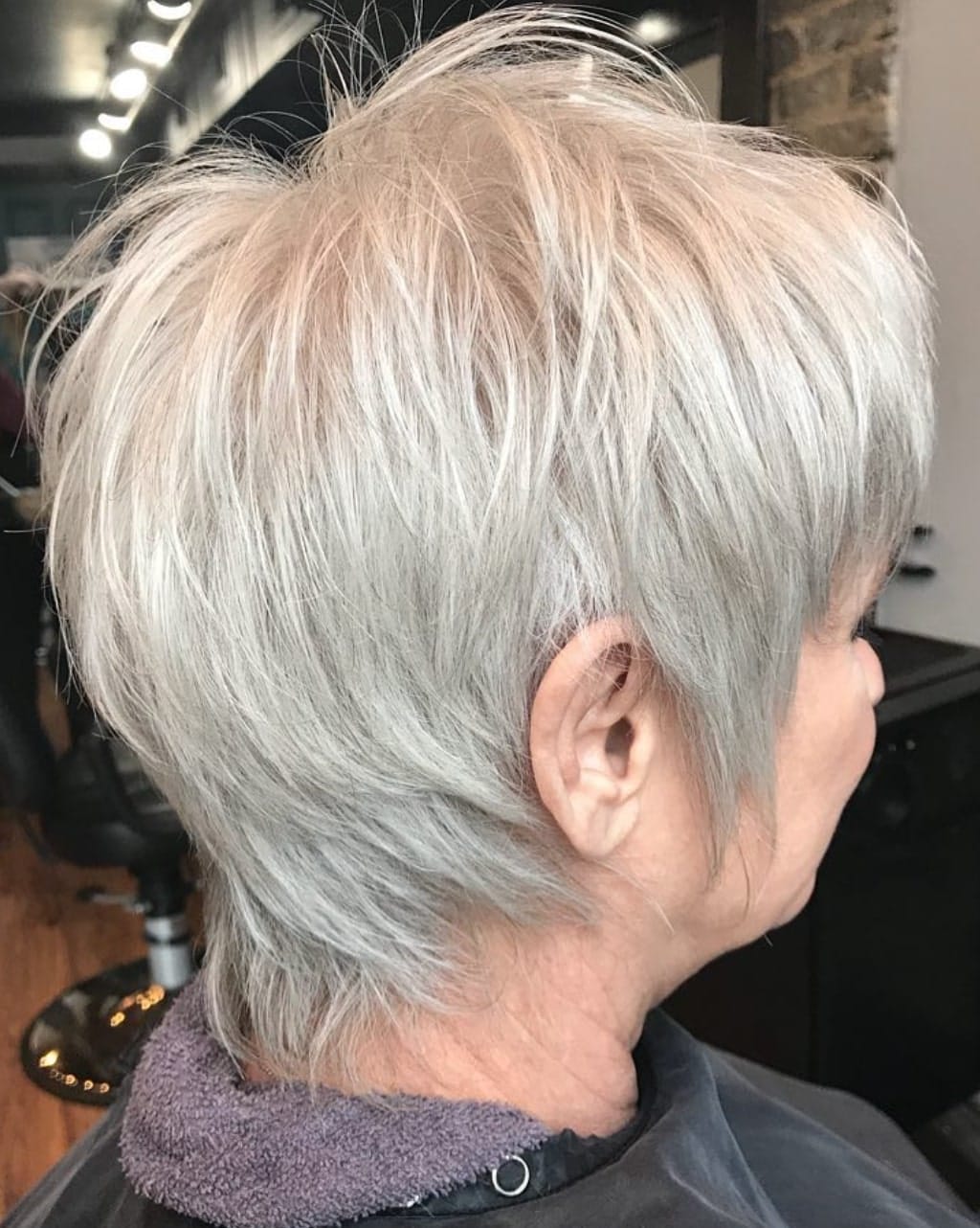 30+ Beautiful Short Haircuts For Older Women - Page 11 Of 24